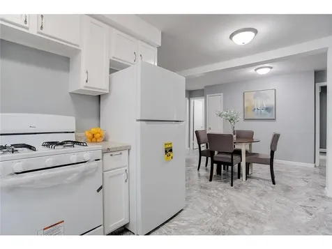 914 Burr Street Saint Paul MN 55130