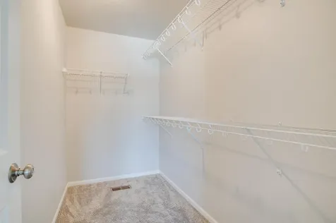 1453 69th Avenue S Fargo ND 58104