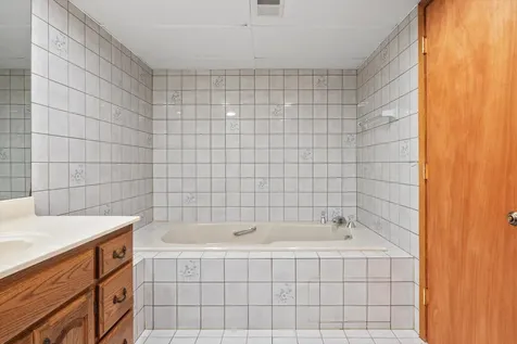 6122 Oliver Avenue S Minneapolis MN 55419