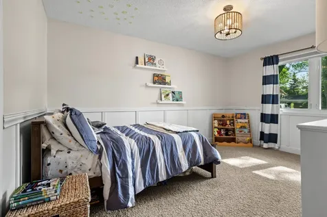3308 Elm Street N Fargo ND 58102