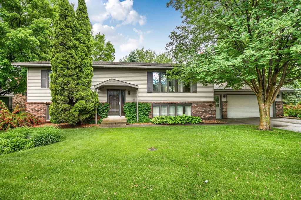 17336 Floral View Court Cold Spring MN 56320
