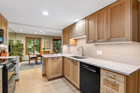 6051 Laurel Avenue Golden Valley MN 55416