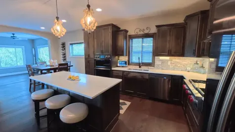 125 Highland Drive Carver MN 55315