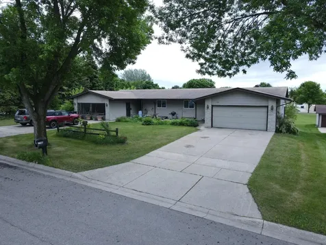 1710 N Park Street Fergus Falls MN 56537