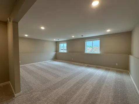 1664 Lund Way Shakopee MN 55379