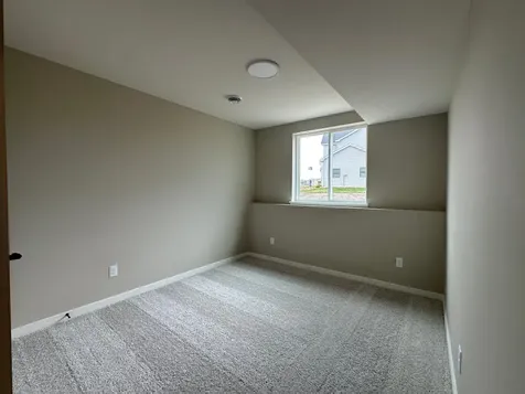 1664 Lund Way Shakopee MN 55379