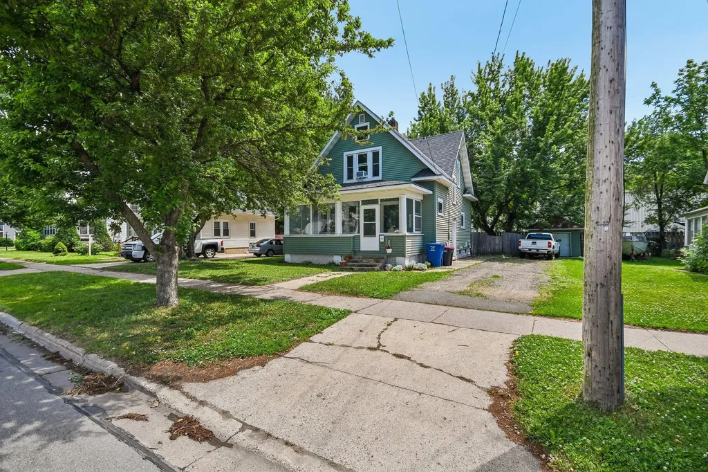 1715 Old West Main Street Red Wing MN 55066