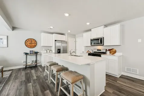 2076 Clearwater Terrace Shakopee MN 55379