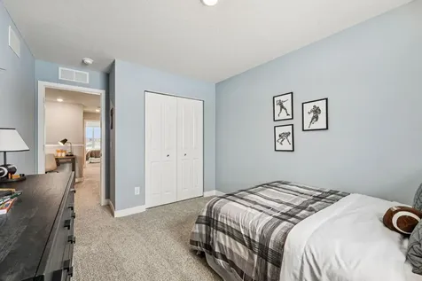 2076 Clearwater Terrace Shakopee MN 55379