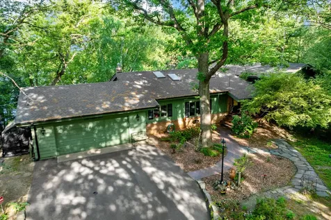 8282 Hidden Bay Court N Lake Elmo MN 55042