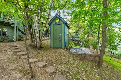 8282 Hidden Bay Court N Lake Elmo MN 55042