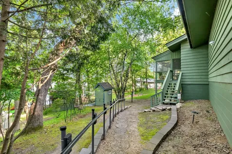 8282 Hidden Bay Court N Lake Elmo MN 55042