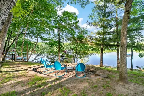 8282 Hidden Bay Court N Lake Elmo MN 55042