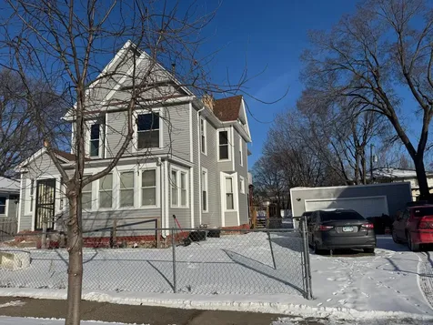 2106 4th Avenue N Minneapolis MN 55405