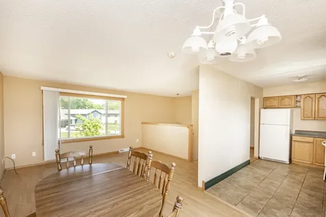 439 Birch Lane Moorhead MN 56560