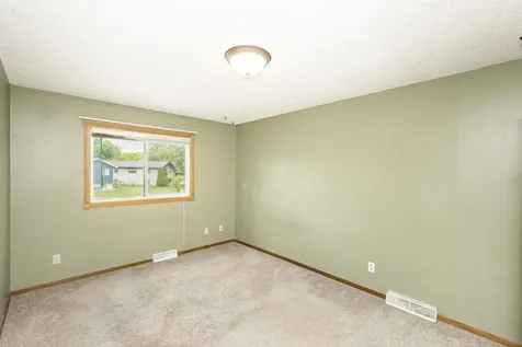 439 Birch Lane Moorhead MN 56560