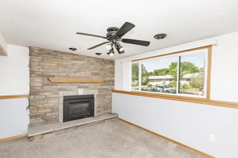 439 Birch Lane Moorhead MN 56560