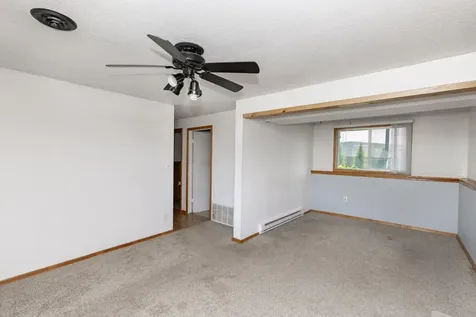 439 Birch Lane Moorhead MN 56560