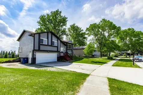 439 Birch Lane Moorhead MN 56560