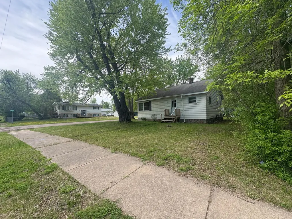 2835 8th Avenue E Hibbing MN 55746