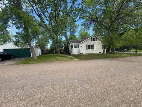 2835 8th Avenue E Hibbing MN 55746