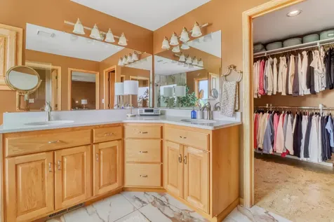 4744 Rose Creek Parkway S Fargo ND 58104