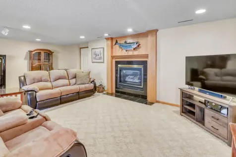 4744 Rose Creek Parkway S Fargo ND 58104