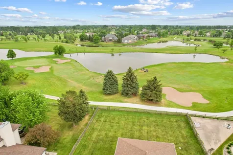 4744 Rose Creek Parkway S Fargo ND 58104