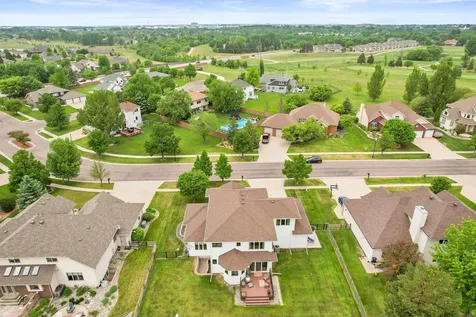 4744 Rose Creek Parkway S Fargo ND 58104