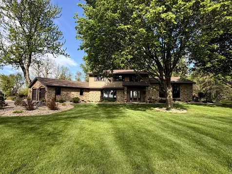 41347 Us Hwy 71 N Windom MN 56101