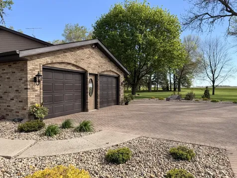 41347 Us Hwy 71 N Windom MN 56101