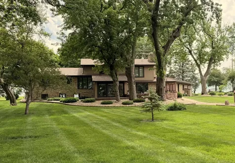 41347 Us Hwy 71 N Windom MN 56101