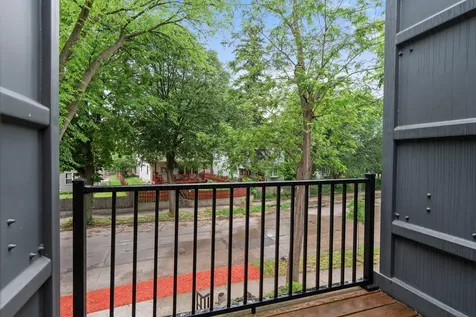 2434 Irving Avenue N Minneapolis MN 55411
