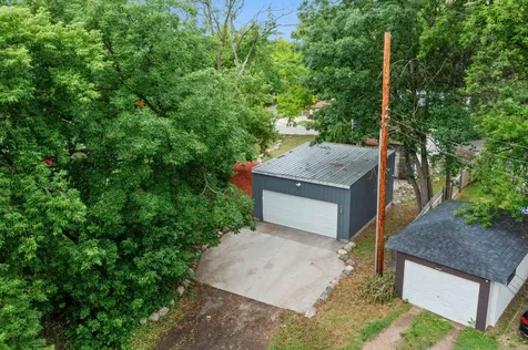 2434 Irving Avenue N Minneapolis MN 55411