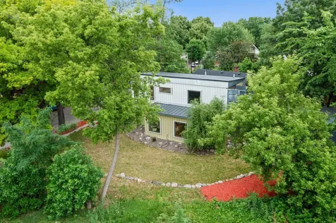 2434 Irving Avenue N Minneapolis MN 55411