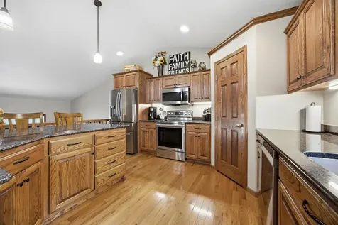 4724 Lavonne Court S Fargo ND 58104