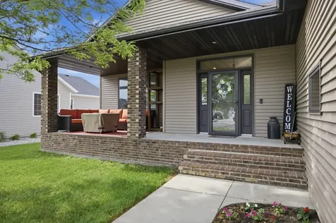 4724 Lavonne Court S Fargo ND 58104