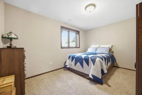 4724 Lavonne Court S Fargo ND 58104