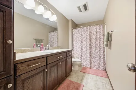 4724 Lavonne Court S Fargo ND 58104