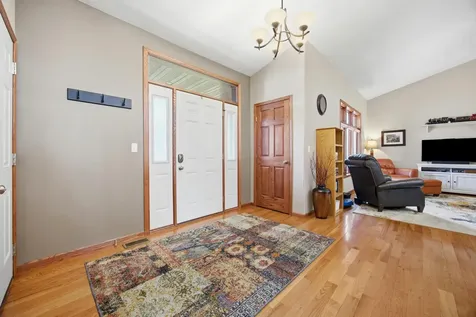 4724 Lavonne Court S Fargo ND 58104