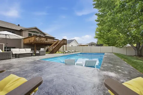 4724 Lavonne Court S Fargo ND 58104