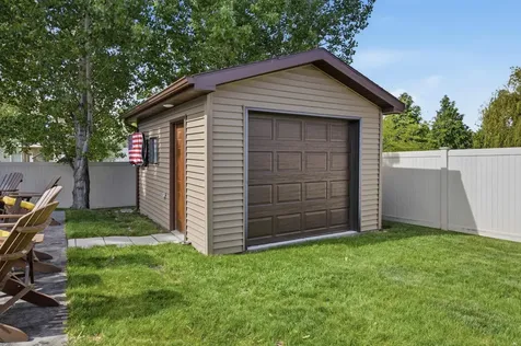 4724 Lavonne Court S Fargo ND 58104