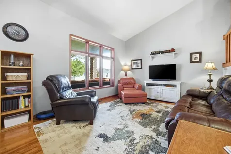 4724 Lavonne Court S Fargo ND 58104