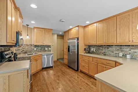 7611 Paulsen Drive Eden Prairie MN 55346