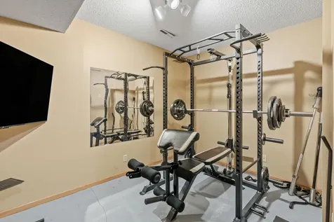 7611 Paulsen Drive Eden Prairie MN 55346