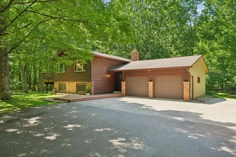 4697 Mcallister Avenue NE Saint Michael MN 55376