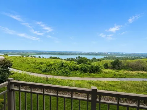 10058 Indigo Drive Eden Prairie MN 55347