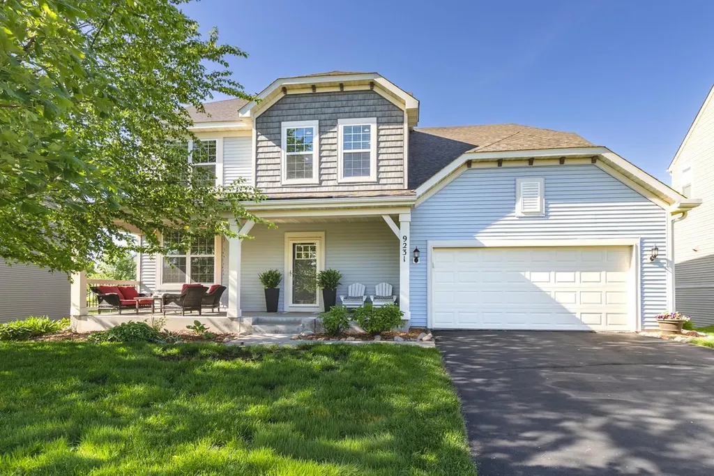 9231 Lighthouse Lane Woodbury MN 55129