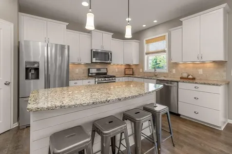 9231 Lighthouse Lane Woodbury MN 55129