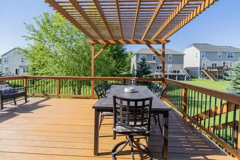 9231 Lighthouse Lane Woodbury MN 55129